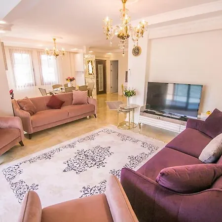 Villa Leyal-luxury Holiday Villa, 4 Bedroom With Private Pool