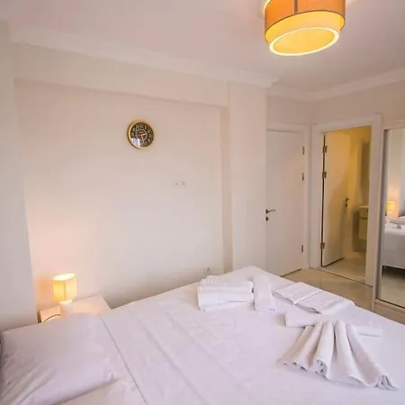 Leyal-luxury Holiday Villa, 4 Bedroom With Private Pool Villa *