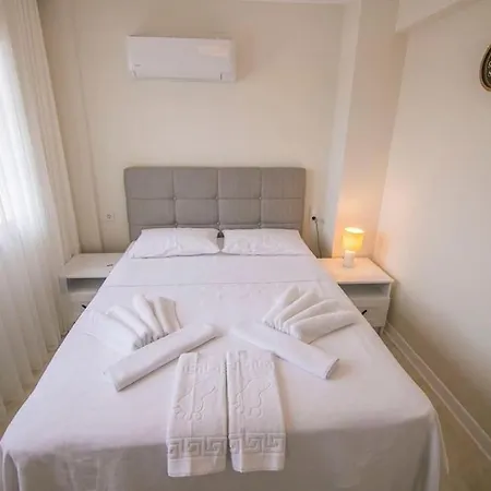 Leyal-luxury Holiday Villa, 4 Bedroom With Private Pool *